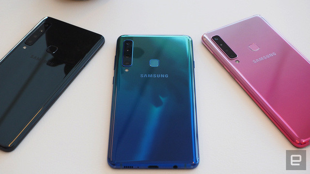 Samsung công bố giá bán smartphone 4 camera Galaxy A9 tại Việt Nam