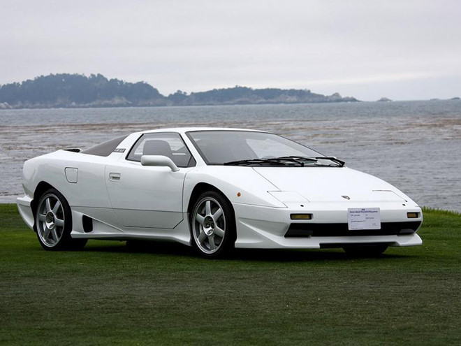 Những mẫu xe lừng danh có số phận thay đổi ở phút chót