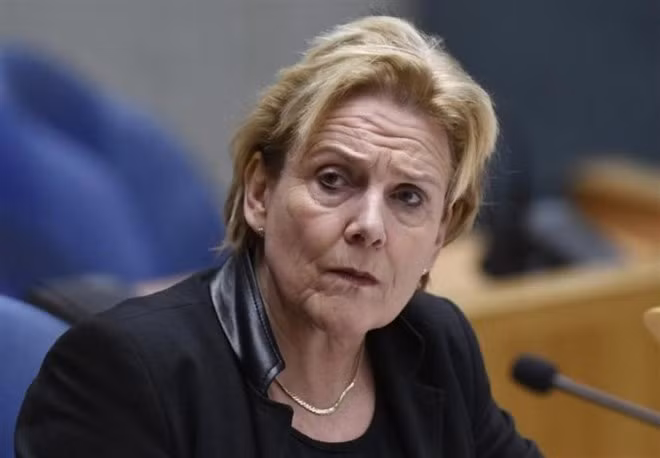 Thế giới ngày qua: Nhà báo CNN được khôi phục quyền tiếp cận Nhà Trắng