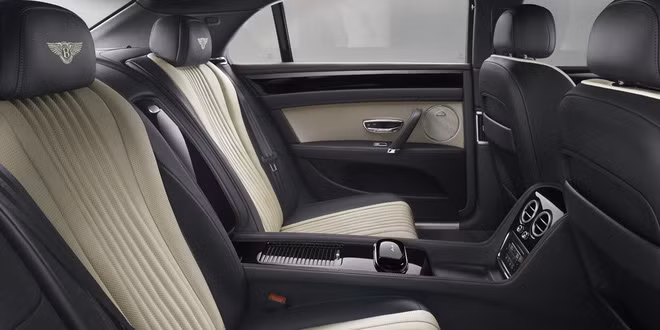 Chốt lịch ra mắt Bentley Flying Spur V8 S đầu tiên Việt Nam