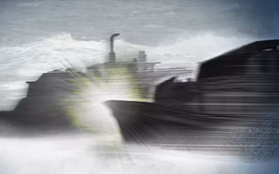 Tàu cá 48 tấn của Hàn Quốc chìm xuống biển sau cú va chạm tàu Nhật Bản