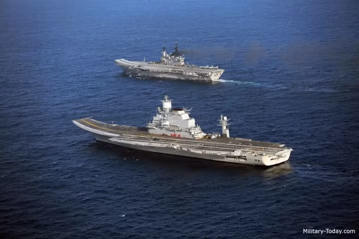 Ảnh: Tàu sân bay chủ lực INS Vikramaditya của Hải quân Ấn Độ