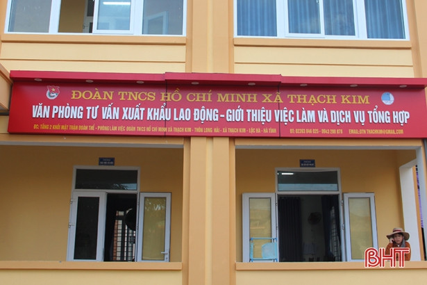 Đoàn xã lập văn phòng tư vấn XKLĐ, hàng trăm thanh niên có việc làm