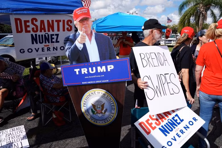 Bang Florida kiểm lại phiếu bầu cử giữa kỳ Mỹ