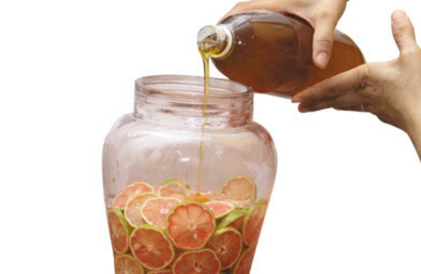 Cách tự làm chanh đào thành thuốc chữa viêm họng hiệu nghiệm 3 Cách tự làm chanh đào thành thuốc chữa viêm họng hiệu nghiệm