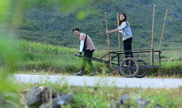 Con bắt đầu thương thương nhớ nhớ, làm gì đây? - Ảnh 1. Con bắt đầu thương thương nhớ nhớ, làm gì đây?