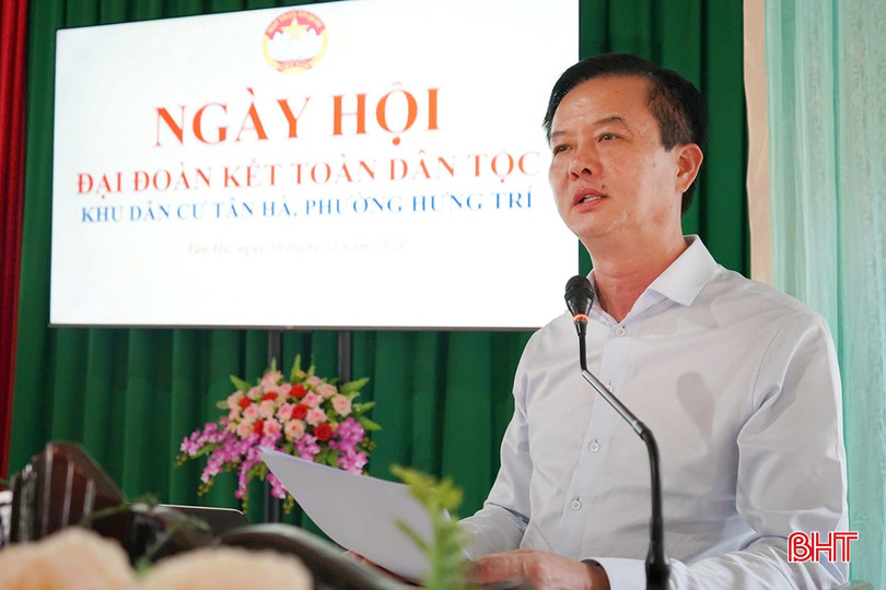 Phó Chủ tịch UBND tỉnh Trần Báu Hà phát biểu tại ngày hội. bqbht_br_a-bau-ha-sua.jpg