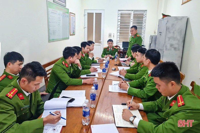 Ban chuyên án tiến hành họp bàn triển khai kế hoạch phá án. bqbht_br_cong-an1.jpg