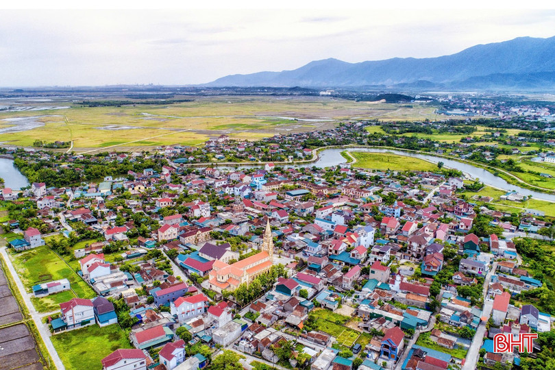 Toàn cảnh TDP Châu Long. Ảnh: Thanh Bình. bqbht_br_z7163811985324-78e9ffc6232a7c02f23ff54eacbac90b.jpg