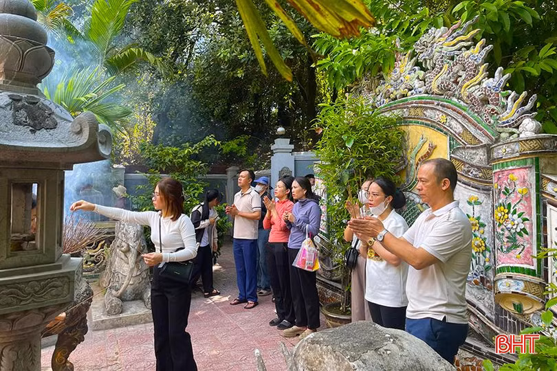 đền bà hải 5.jpg