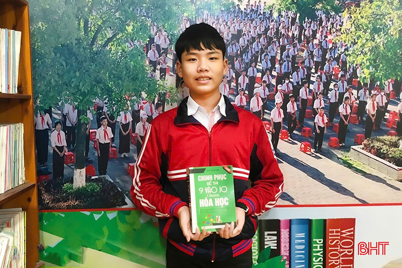 Thủ khoa môn KHTN – B (Hóa học) Nguyễn Nam Tiến. bqbht_br_tien-6-sua.jpg