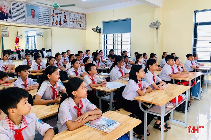 Nguyễn Nam Tiến là học sinh giỏi toàn diện trong 8 năm liền. bqbht_br_e-tien-2-sua.jpg