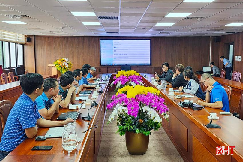 Ban Quản lý KKT tỉnh đã tập trung rà soát các doanh nghiệp không hiệu quả để thực hiện thu hồi dự án. Trong ảnh: Ban Quản lý KKT tỉnh làm việc với các doanh nghiệp đầu tư. Ban Quản lí KKT đã sửa.jpg