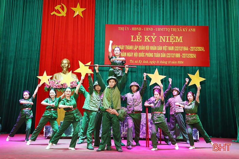 Văn nghệ chào mừng. bqbht_br_ag7a7110-868.jpg