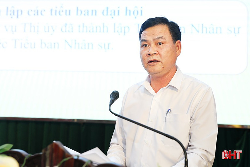 Trưởng ban Tổ chức Thị uỷ Nguyễn Thế Anh quán triệt các văn bản tại hội nghị. bqbht_br_ag7a5377-5434.jpg