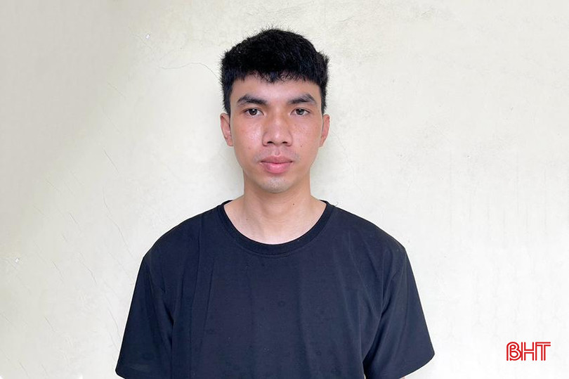 Đối tượng Tưởng Tuấn Anh tại cơ quan điều tra. z5648502823930_4938e774b86b36293388db7b23d6486d.jpg