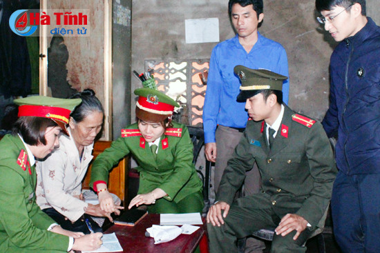 ngay thu 7 tinh nguyen giai quyet thu tuc hanh chinh o tp ha tinh