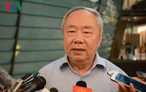 Ông Vũ Mão - nguyên Ủy viên Trung ương Đảng, nguyên Chủ nhiệm Văn phòng Quốc hội. phai chi mat vach ten nhung can bo chong lung bao ke