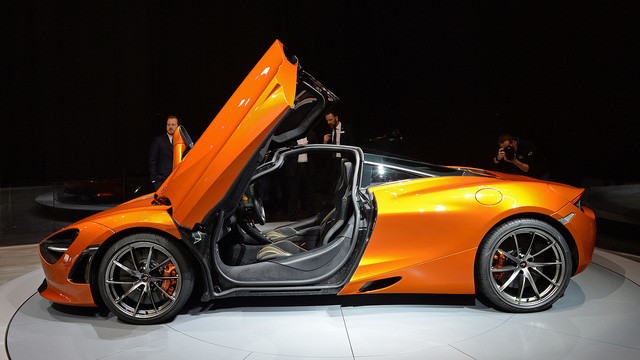 sieu xe mclaren 720s hien nguyen hinh gia tu 5 8 ty