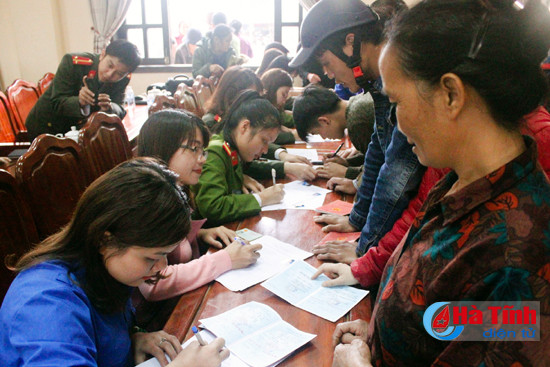 ngay thu 7 tinh nguyen giai quyet thu tuc hanh chinh o tp ha tinh