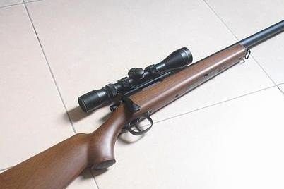 vo tu vong nghi do trung dan tu sung cua chong