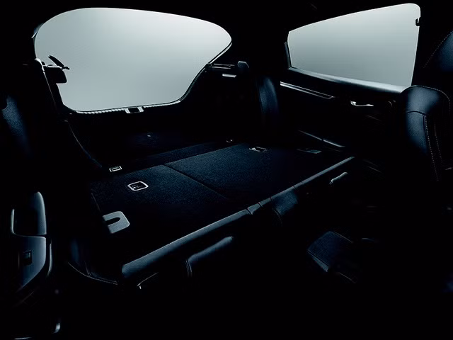 honda civic hatchback 2017 trinh lang tai dna voi gia 753 trieu