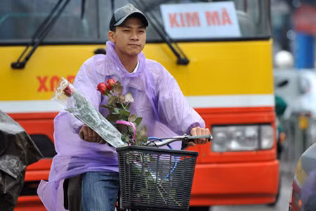 su tich khong the nhin cuoi ve ngay 8 3