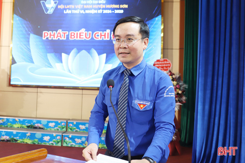 Anh Nguyễn Hoài Nam - Phó Bí thư Tỉnh đoàn, Chủ tịch Hội LHTN tỉnh: Nhiệm kỳ tới, Hội LHTN huyện Hương Sơn cần tiếp tục xây dựng và tăng cường khối đại đoàn kết, thể hiện tinh thần xung kích, tình nguyện, sáng tạo trong các phong trào phát triển kinh tế, xây dựng và bảo vệ Tổ quốc. IMG_8543.JPG