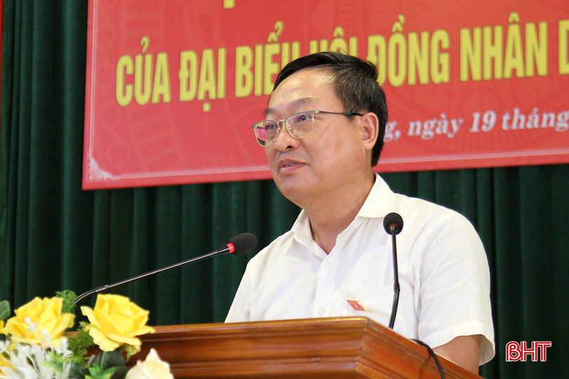 Bí thư Huyện ủy Nghi Xuân Đặng Trần Phong: Đề xuất tỉnh tạo nguồn lực xây dựng huyện đạt chuẩn NTM nâng cao; hoàn chỉnh quy hoạch huyện Nghi Xuân để kêu gọi thu hút đầu tư, thúc đẩy phát triển KT-XH của địa phương. 6.jpg