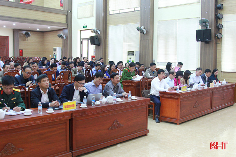 Các đại biểu tham dự hội nghị. 2.jpg