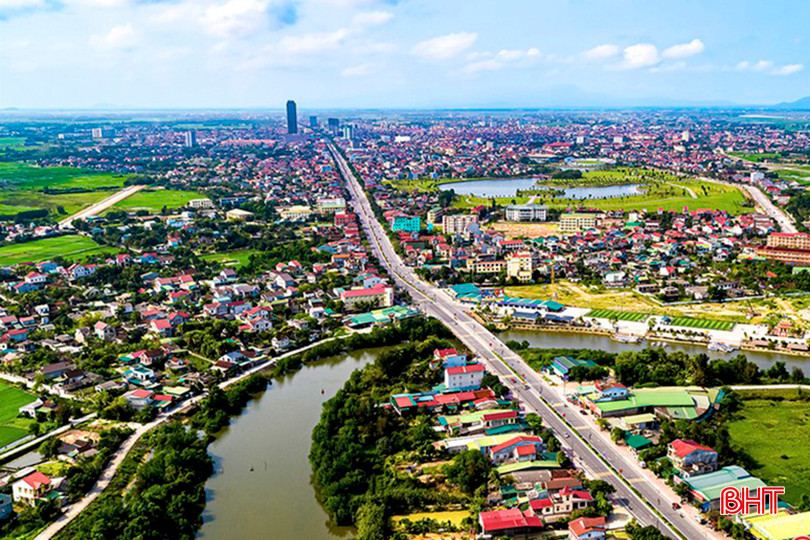 Thành phố Hà Tĩnh hôm nay. Ảnh Huy Tùng bht_br_tp-ha-tinh-2-2949.jpg