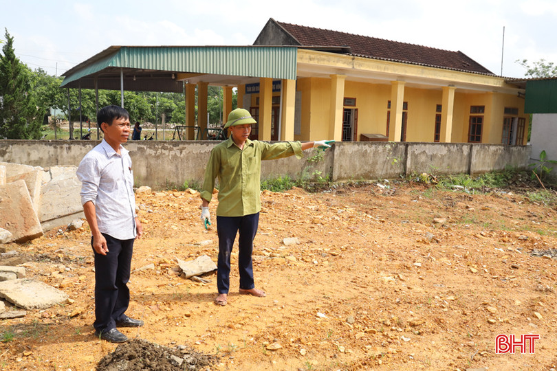 Nhà văn hoá thôn Trung Thị đang được nâng cấp mở rộng khuôn viên IMG_5137.JPG
