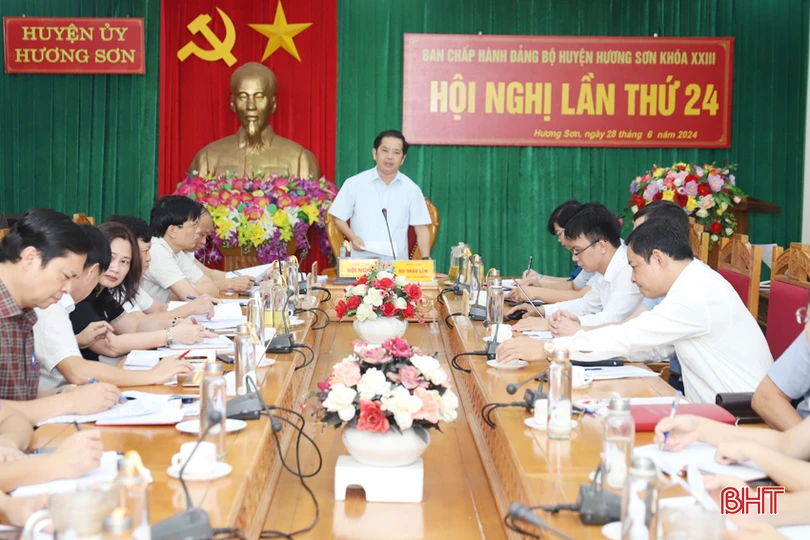 Đại biểu tham dự hội nghị.