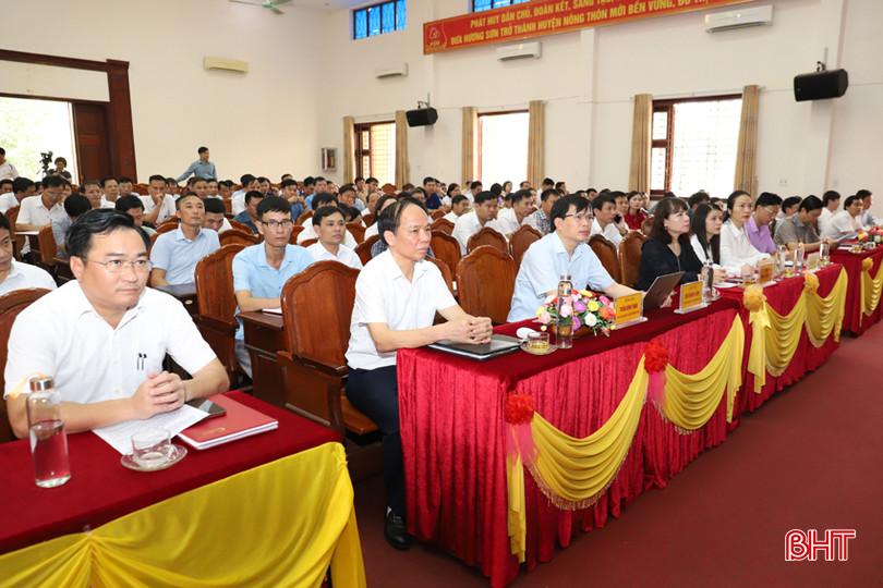 Đại biểu tham dự hội nghị IMG_3674.JPG