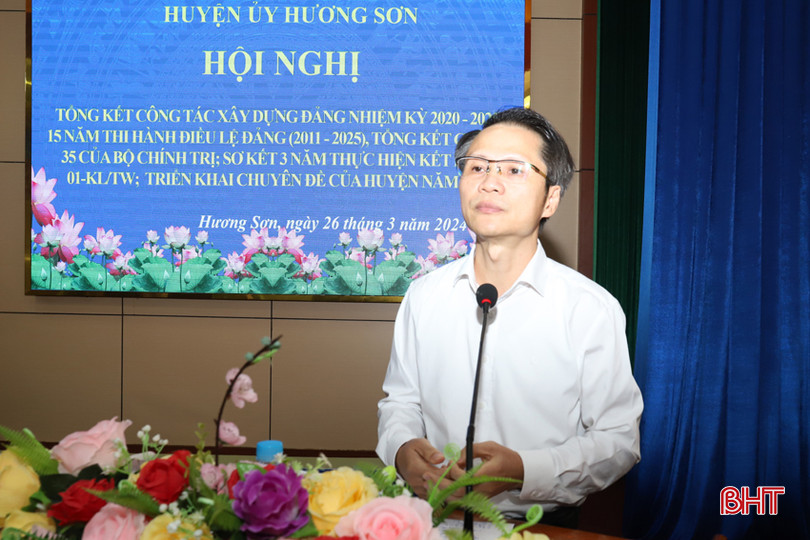 Phó Trưởng ban Tuyên giáo Tỉnh uỷ Lê Văn Khánh phát biểu tại hội nghị. IMG_1653.JPG