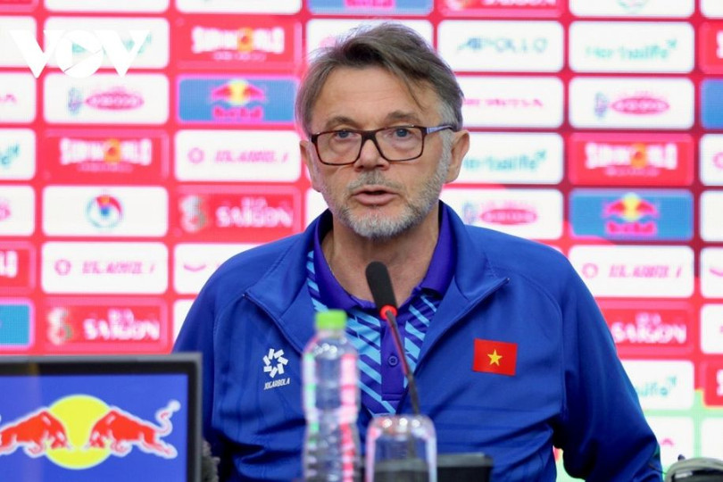 LĐBĐVN và HLV Philippe Troussier đi đến thỏa thuận chấm dứt hợp đồng từ ngày 26/3/2024. Ảnh: Internet Red Gradient Digital Marketing Facebook Cover (1220 x 813 px) (1220 x 813 px).jpeg