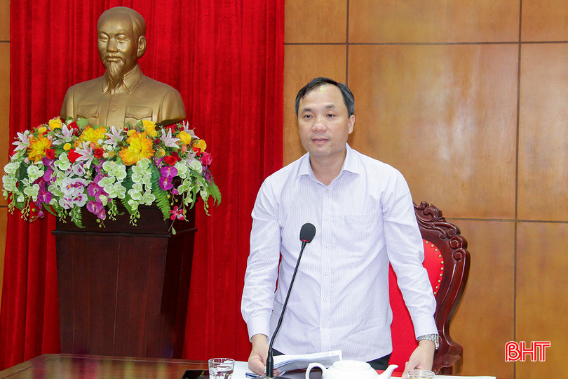 Bí thư Tỉnh ủy phát biểu giao nhiệm vụ cho lãnh đạo huyện Đức Thọ. IMG_6360 mm.jpg