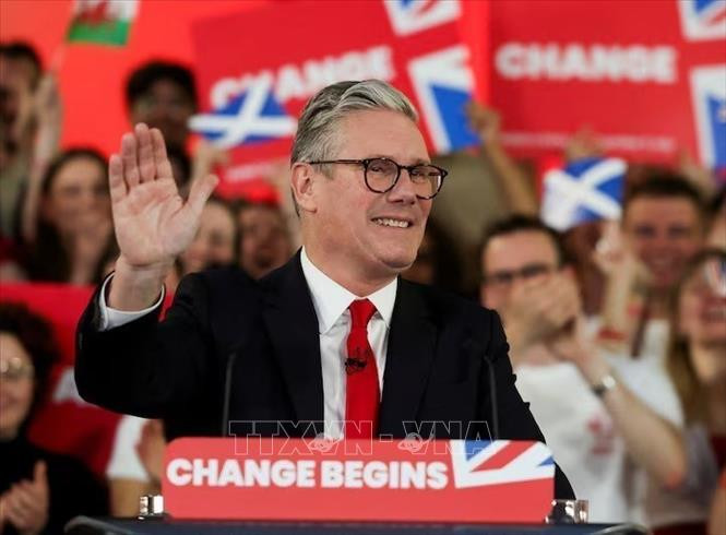 Lãnh đạo Công đảng Anh Keir Starmer phát biểu sau khi kết quả bầu cử được công bố tại London ngày 5/7/2024. Ảnh: Reuters/TTXVN Lãnh đạo Công đảng Anh Keir Starmer phát biểu sau khi kết quả bầu cử được công bố tại London ngày 5/7/2024. Ảnh: Reuters/TTXVN
