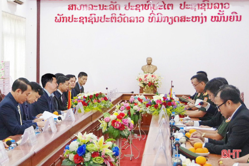 Đoàn đại biểu tỉnh Hà Tĩnh và Thủ đô Viêng Chăn tiến hành hội đàm. 12345.jpg