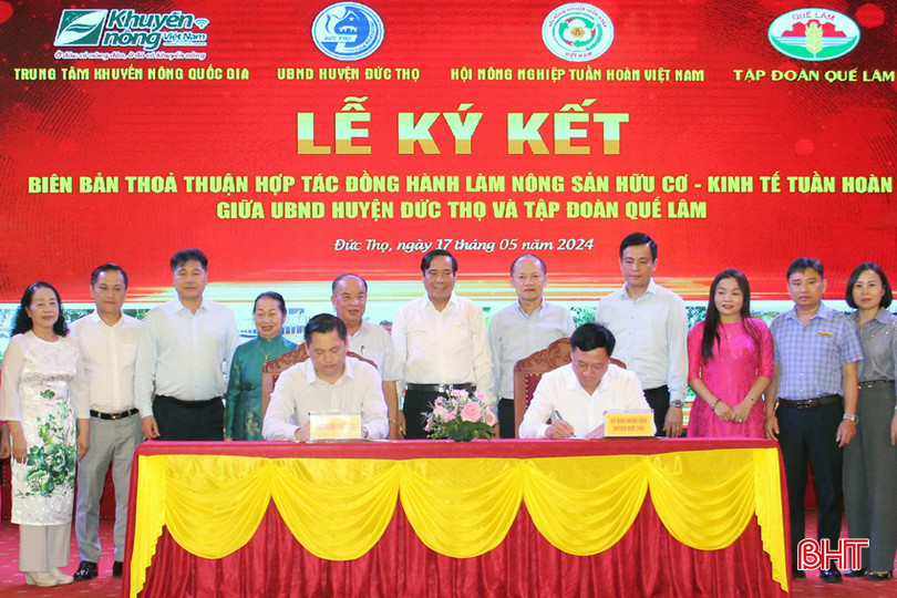 lãnh đạo huyện Đức Thọ và Công ty CP Tập đoàn Quế Lâm ký kết thỏa thuận hợp tác. IMG_6552.JPG