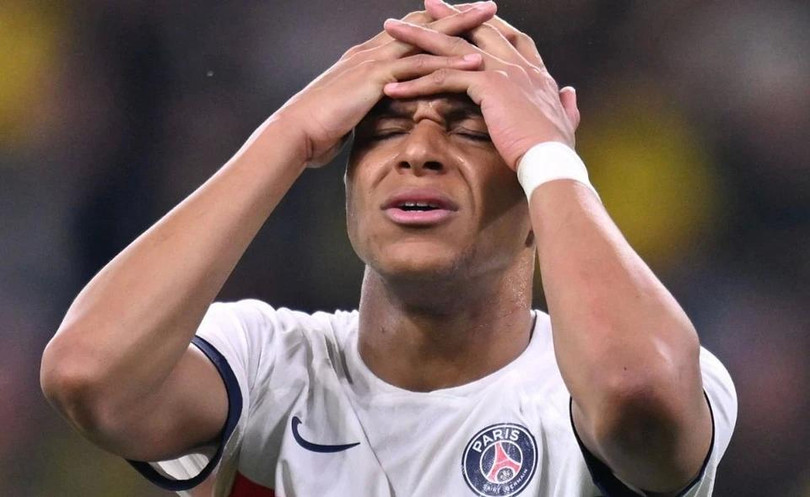 Mbappe cùng đồng đội bất ngờ thua Dortmund. Mbappe cùng đồng đội bất ngờ thua Dortmund.