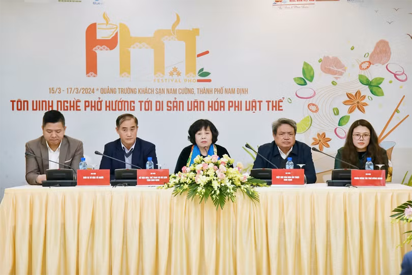 Screenshot 2024-03-03 at 08-05-38 Lập hồ sơ đưa phở Việt trở thành Di sản văn hóa thế giới.png