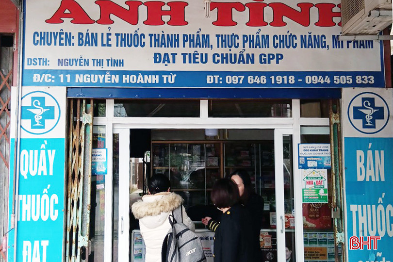 Quầy thuốc Anh Tình ở TP Hà Tĩnh bị đình chỉ hoạt động vì chưa hoàn thiện thủ tục pháp lý theo quy định. Quây thuốc Anh Tình.jpg