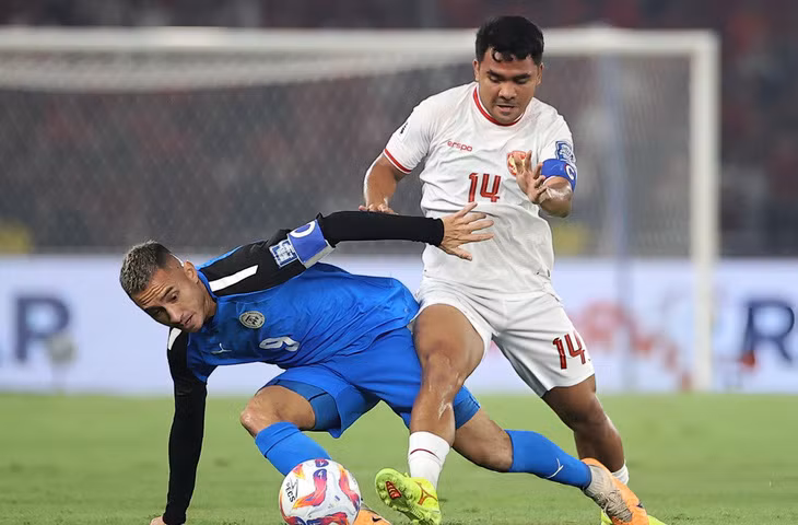 Philippines (áo xanh) hoàn toàn bất lực trước Indonesia - Ảnh: GETTY