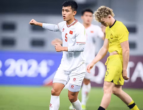 Trung vệ Nguyên Hoàng hứa hẹn là cái tên đáng chú ý của bóng đá Việt Nam thời gian tới.