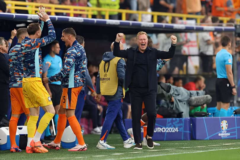 Hà Lan nắm lợi thế ở bán kết từ khá sớm.