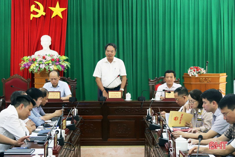 Các đồng chí chủ trì phiên tiếp. IMG_7668.JPG