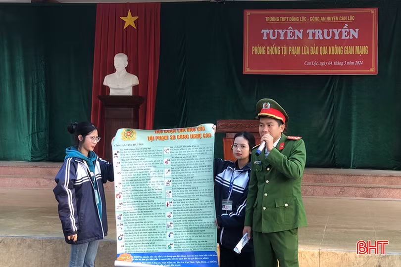 Công an huyện Can Lộc khuyến cáo các biện pháp phòng ngừa lừa đảo của tội phạm sử dụng công nghệ cao.