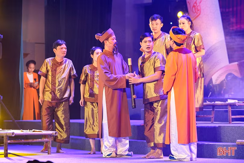 Đặc sắc chương trình nghệ thuật “Nguyễn Công Trứ - Làm cây thông đứng giữa trời mà reo”