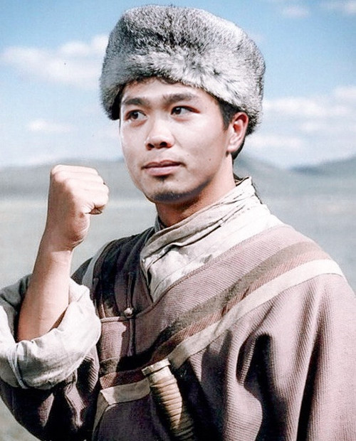 Ảnh chế cầu thủ Việt Nam hóa thân thành cao thủ võ lâm